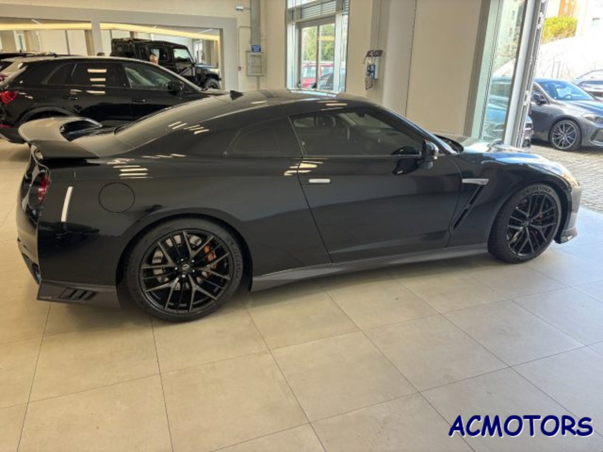 Nissan GT-R 3.8 V6 (7)