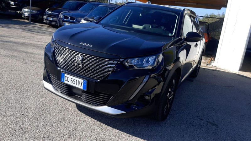 Peugeot 2008 PureTech 100 S&S Allure Pack