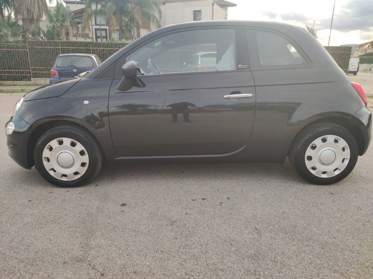 Fiat 500 1.0 Hybrid Red