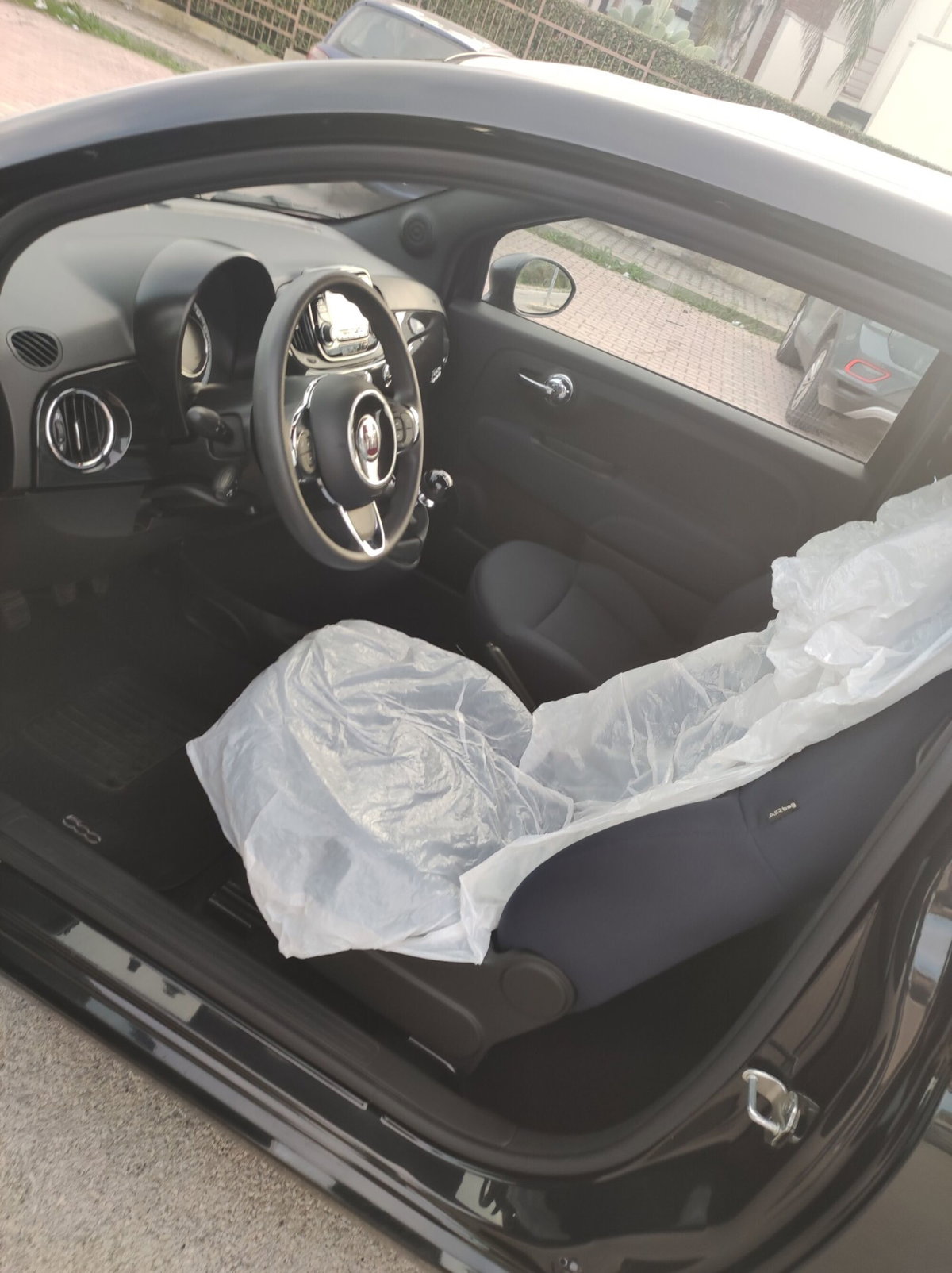 Fiat 500 1.0 Hybrid Red (7)