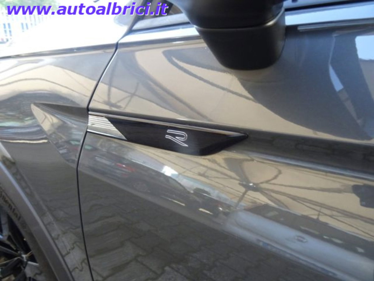 Volkswagen Tiguan 1.5 TSI 150 CV DSG ACT R-Line (12)
