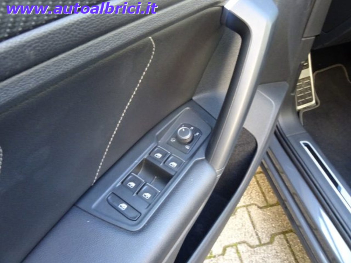 Volkswagen Tiguan 1.5 TSI 150 CV DSG ACT R-Line (13)
