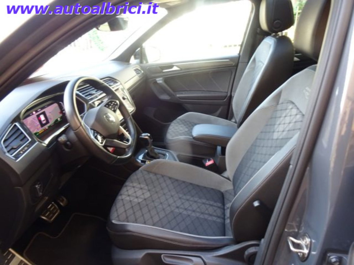 Volkswagen Tiguan 1.5 TSI 150 CV DSG ACT R-Line (15)