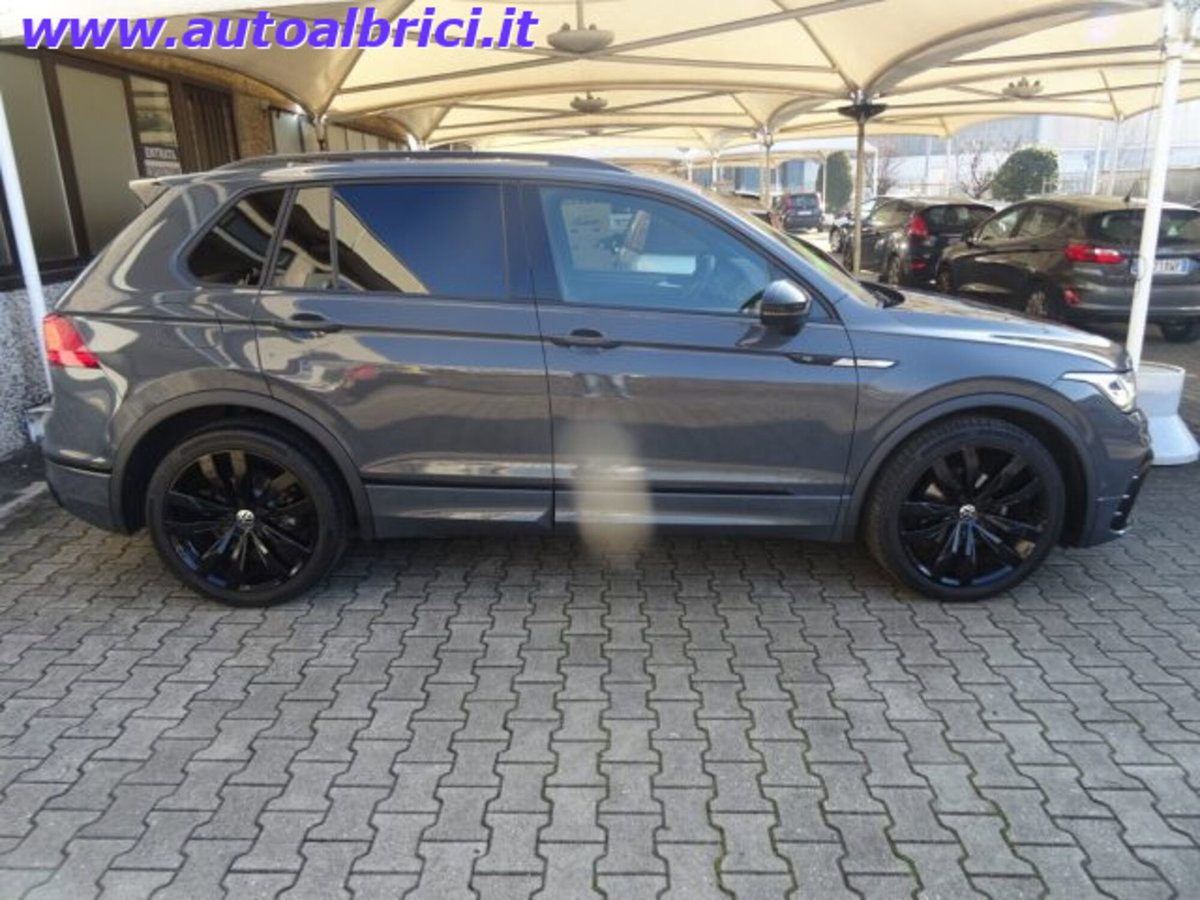 Volkswagen Tiguan 1.5 TSI 150 CV DSG ACT R-Line (9)