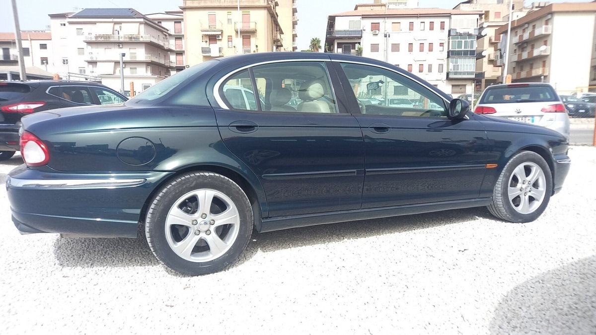 Jaguar X-Type 3.0 V6 24V cat Executive (2)
