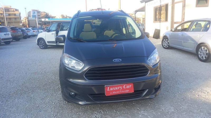 Ford Tourneo Courier 1.5 TDCI 75 CV Titanium
