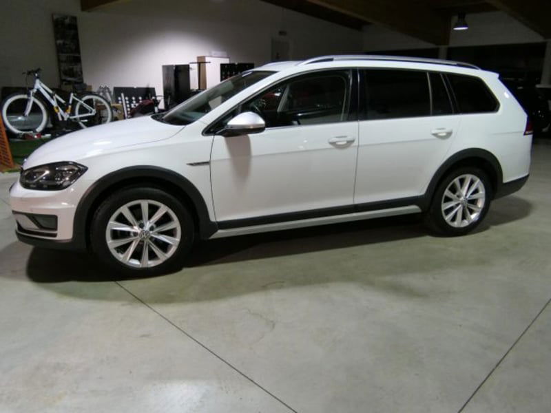Volkswagen Golf Variant Alltrack 2.0 TDI 184CV DSG 4MOTION Exec. BMT