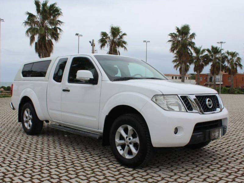 Nissan Navara 2.5 dCi 190CV 2 porte King Cab Sport