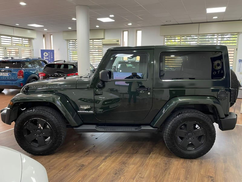 Jeep Wrangler Unlimited 2.8 CRD DPF Sahara Auto