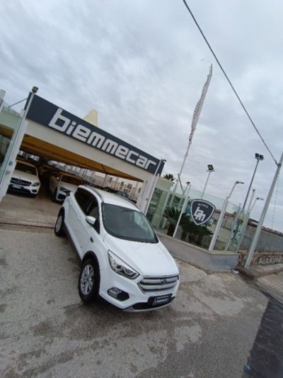Ford Kuga 2.0 TDCI 150 CV S&S 4WD Powershift Titanium (9)