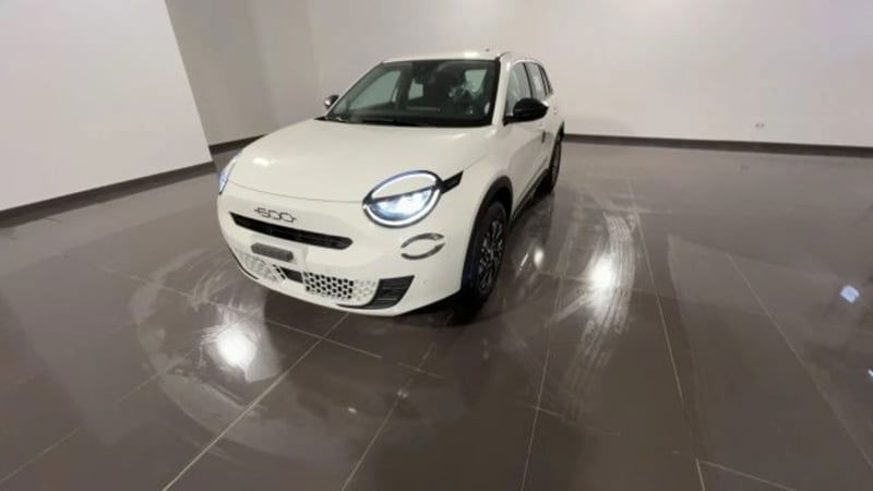Fiat 600 1.2 hybrid 110cv auto