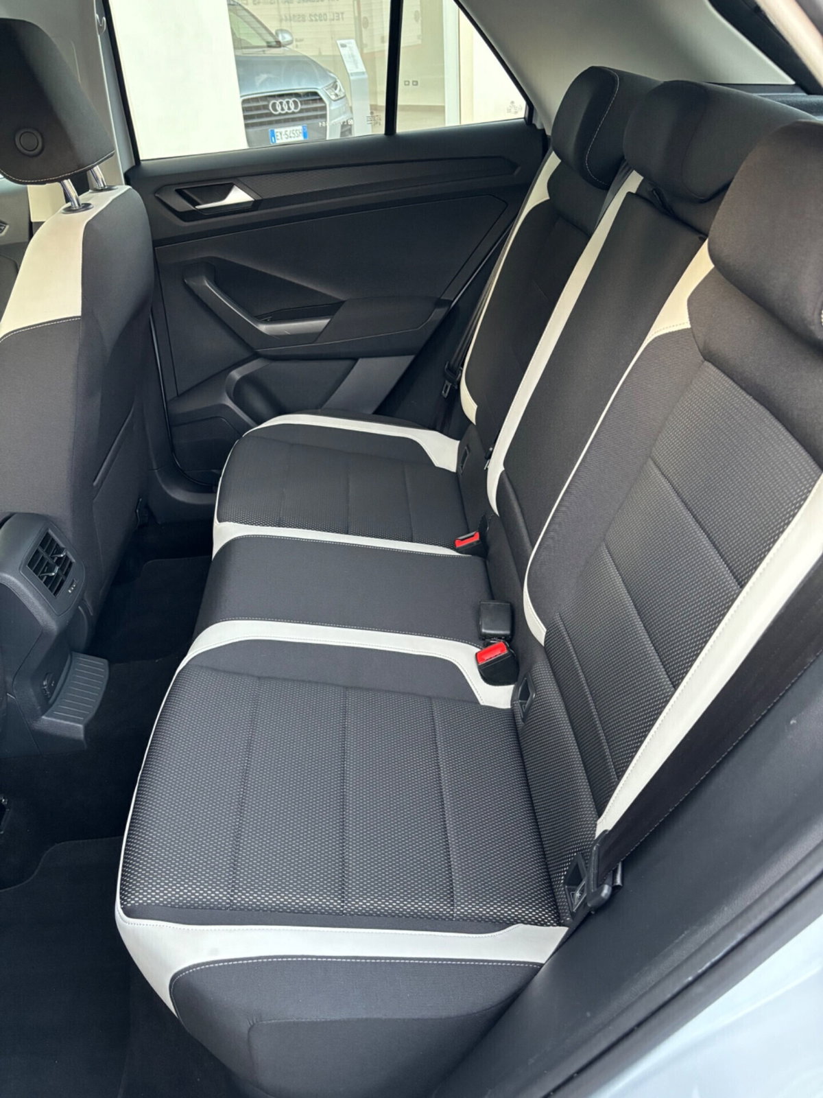 Volkswagen T-Roc 1.5 TSI ACT Advanced BlueMotion Technology (4)