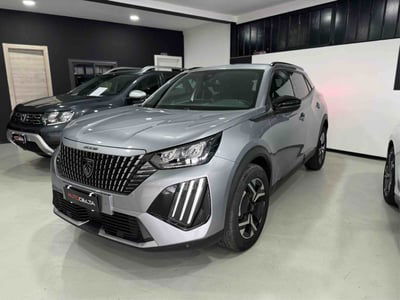 Peugeot 2008 1.2 puretech Allure s&s 100cv usata