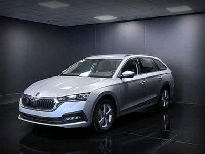 Skoda Octavia Station Wagon 2.0 TDI EVO SCR DSG Wagon Executive usata