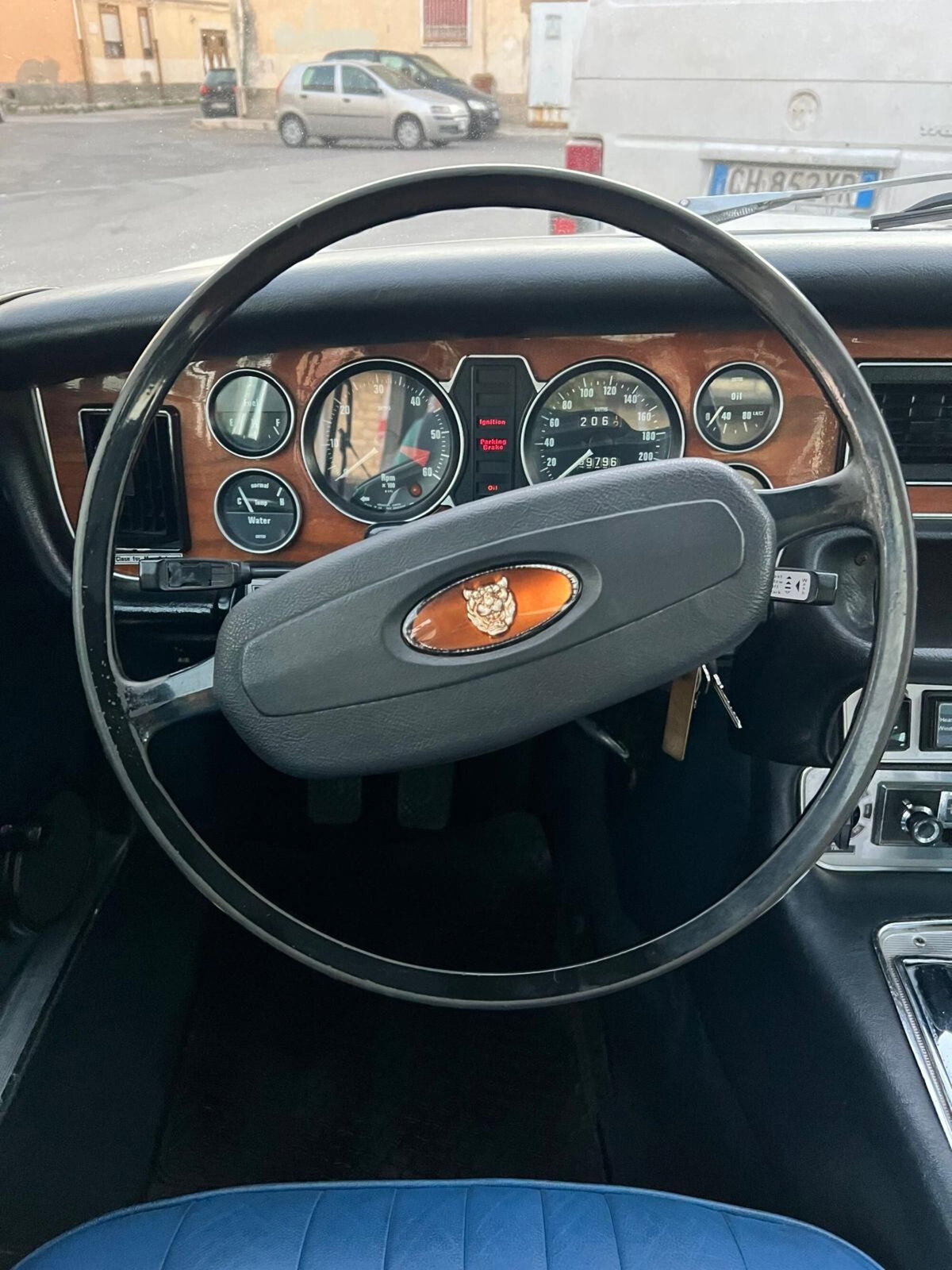 Jaguar XJ 3.2 cat Executive (11)