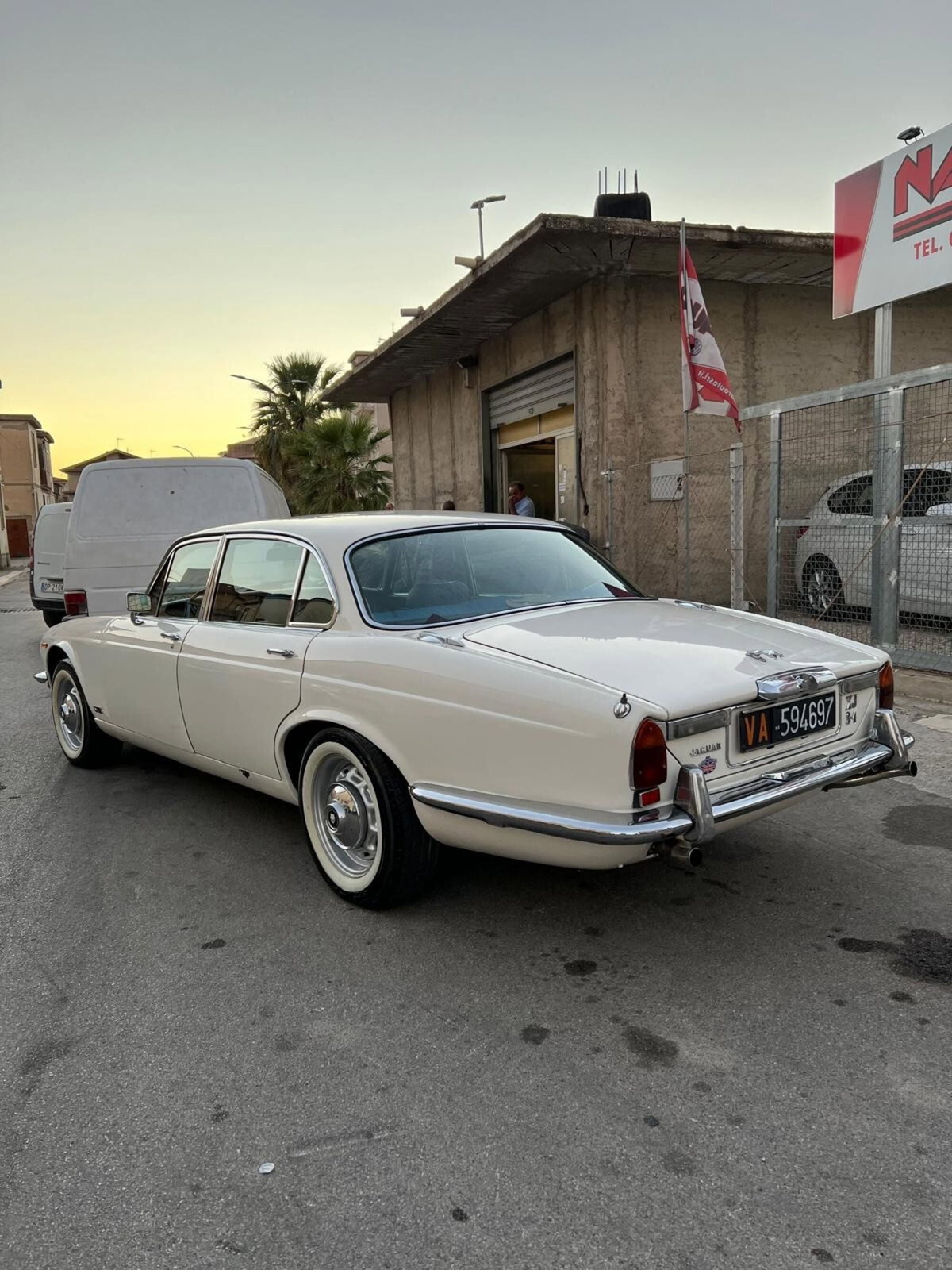 Jaguar XJ 3.2 cat Executive (12)