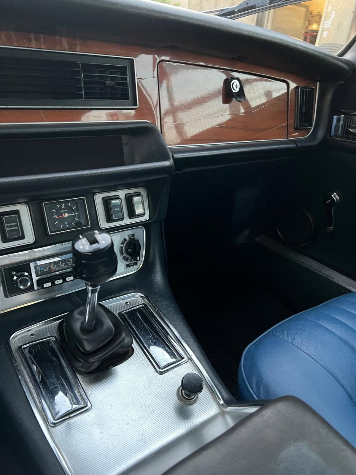 Jaguar XJ 3.2 cat Executive (14)