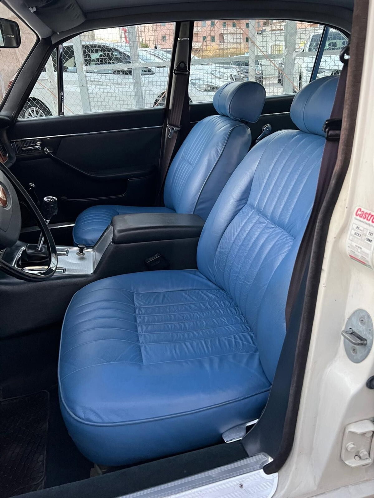 Jaguar XJ 3.2 cat Executive (9)