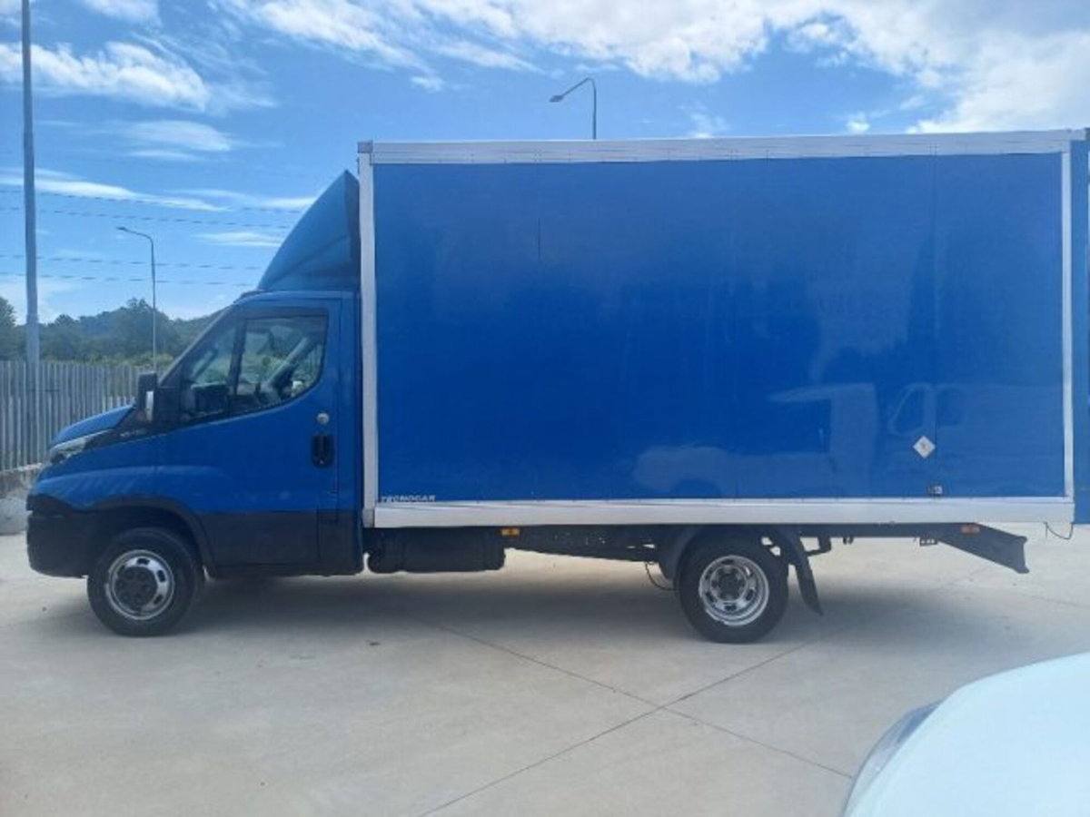 Iveco Daily Telaio 35C16S BTor 2.3HPT PL-RG Cabinato Blue Power