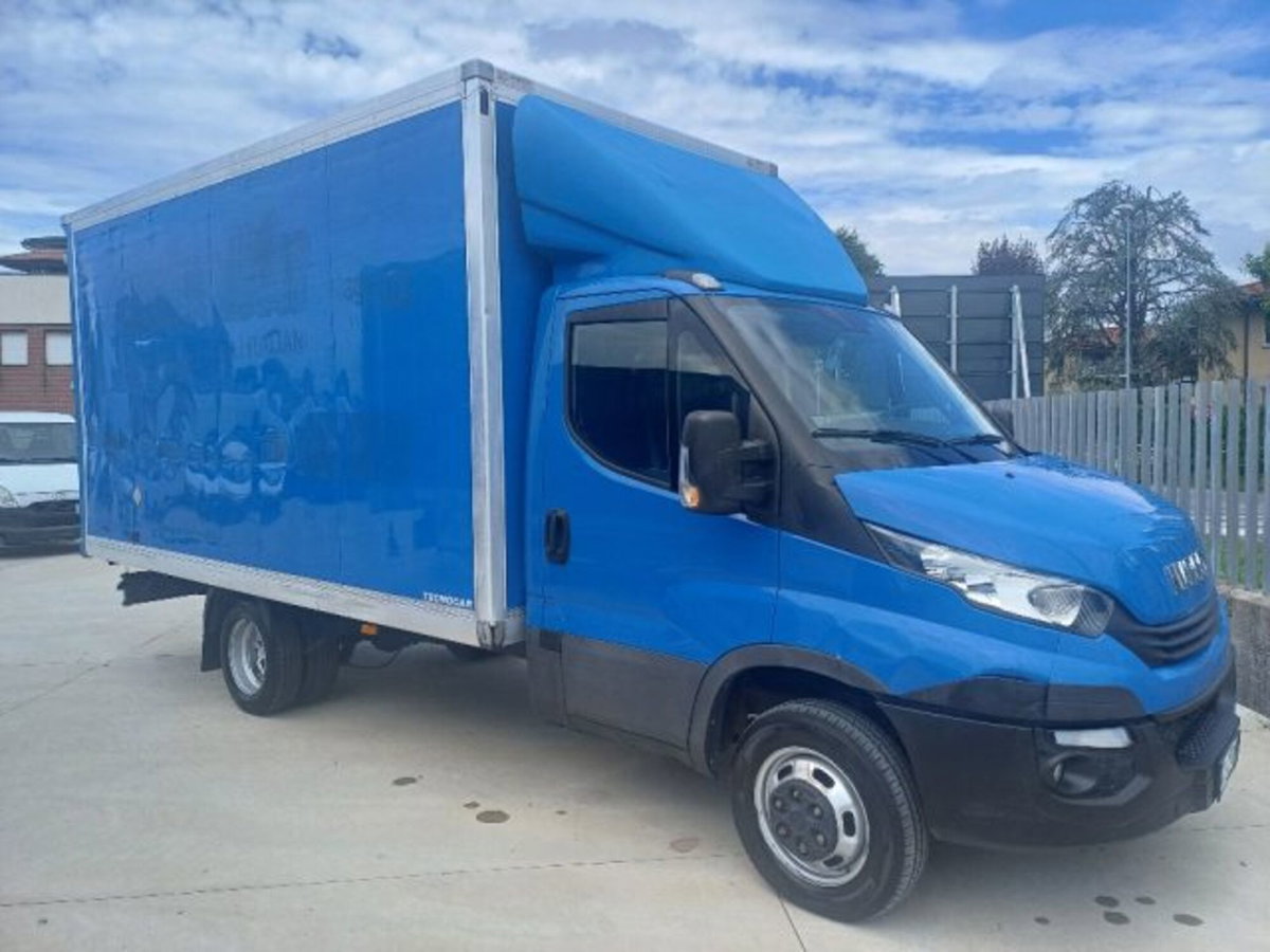 Iveco Daily Telaio 35C16S BTor 2.3HPT PL-RG Cabinato Blue Power (2)