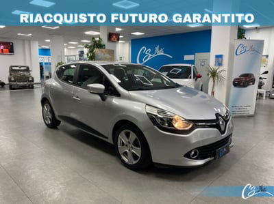 Renault Clio Sporter 1.2 75CV Live usata