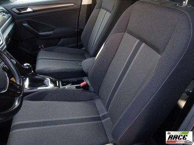 Volkswagen T-Roc 1.0 tsi Style 115cv (10)