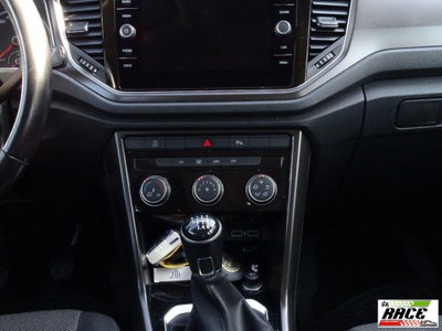 Volkswagen T-Roc 1.0 tsi Style 115cv (13)