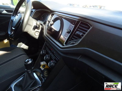 Volkswagen T-Roc 1.0 tsi Style 115cv (16)