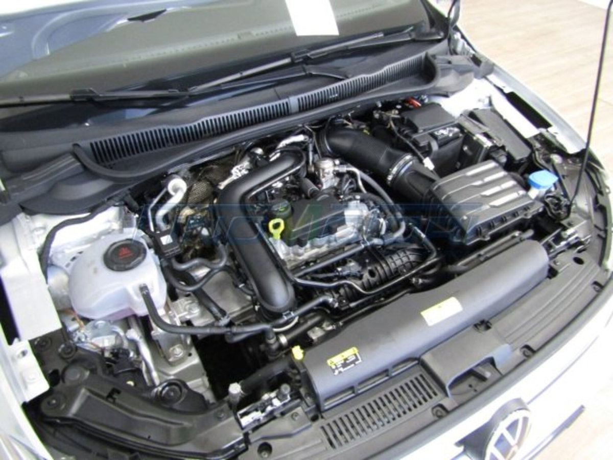 Volkswagen Polo 1.0 tsi R-Line 115cv dsg (15)