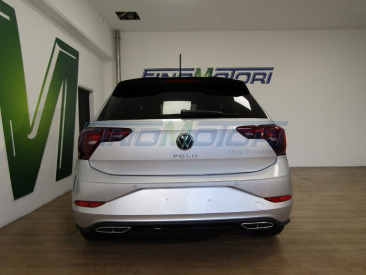Volkswagen Polo 1.0 tsi R-Line 115cv dsg (18)