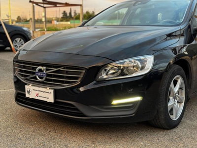Volvo V60 D2 1.6 Powershift Kinetic (12)