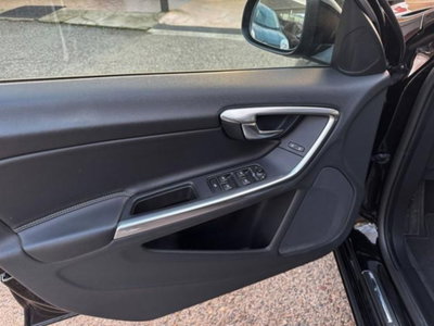 Volvo V60 D2 1.6 Powershift Kinetic (15)