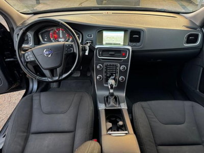 Volvo V60 D2 1.6 Powershift Kinetic (19)