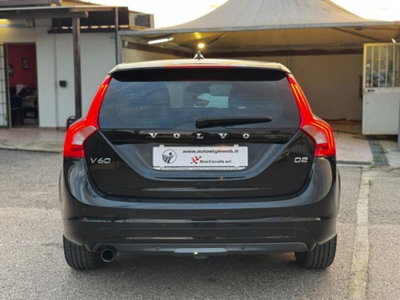 Volvo V60 D2 1.6 Powershift Kinetic (8)