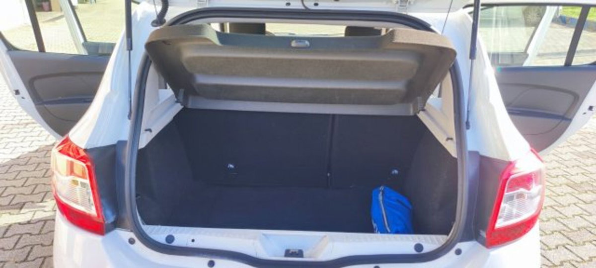 Dacia Sandero 1.5 dCi 8V 75CV Ambiance (13)