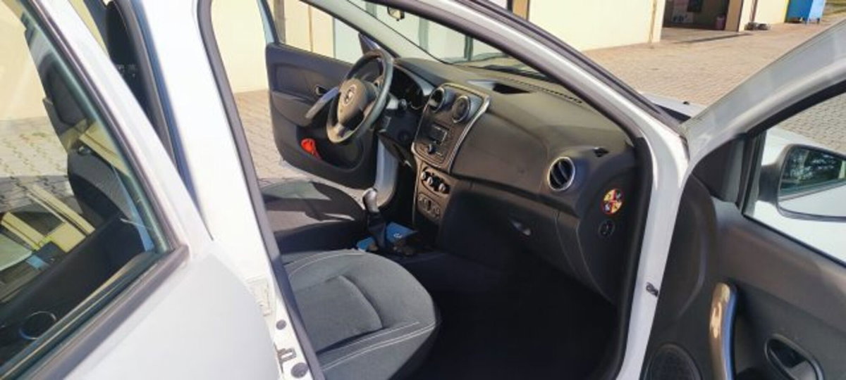 Dacia Sandero 1.5 dCi 8V 75CV Ambiance (15)