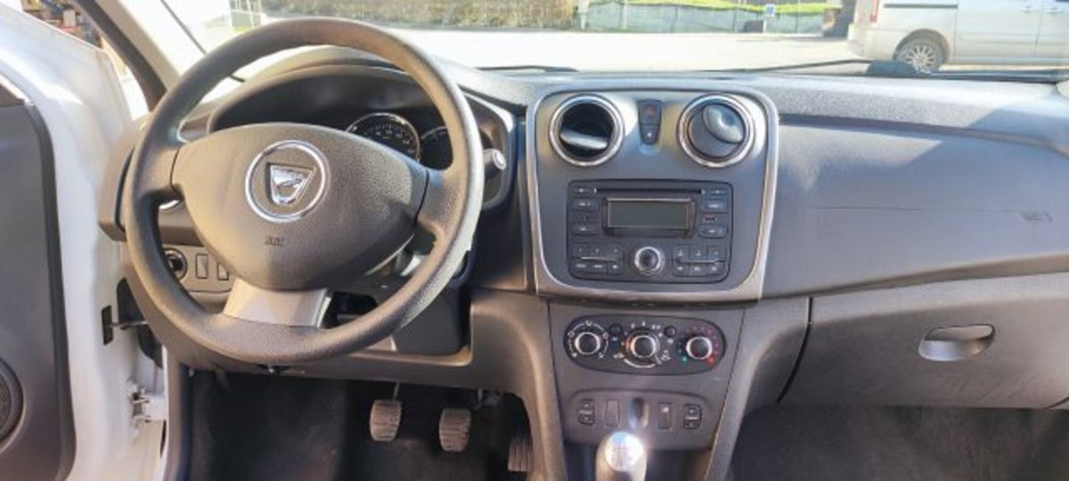 Dacia Sandero 1.5 dCi 8V 75CV Ambiance (16)