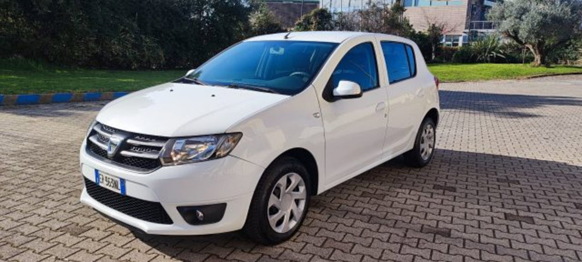 Dacia Sandero 1.5 dCi 8V 75CV Ambiance (9)