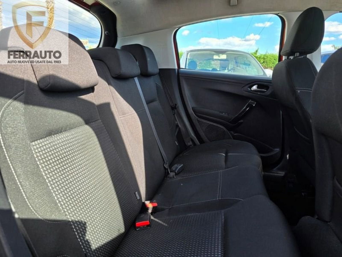 Peugeot 208 82 5p. GPL Allure (14)