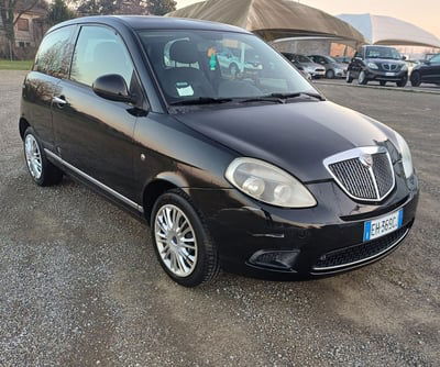 Lancia Ypsilon 1.2 69 CV 5 porte Platinum  usata