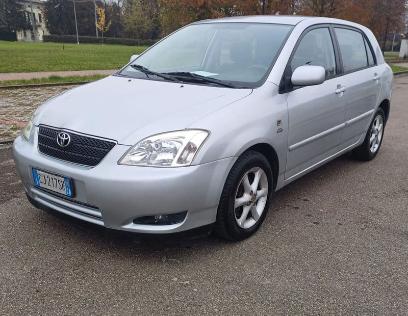 Toyota Corolla 2.0 tdi D-4D 5 porte