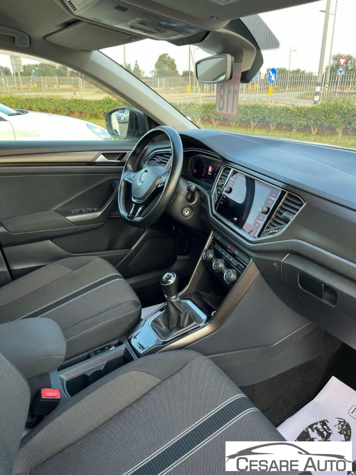 Volkswagen T-Roc 1.0 TSI Style (6)