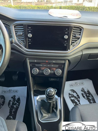 Volkswagen T-Roc 1.0 TSI Style (7)