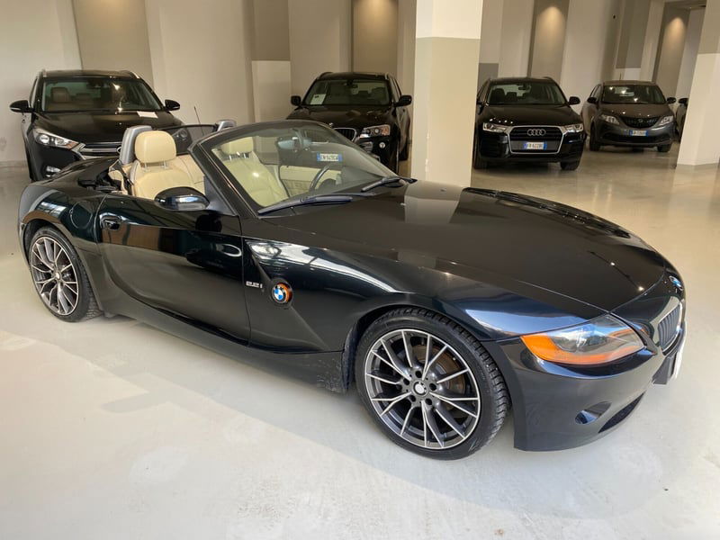 BMW Z4 Cabrio Z4 2.2i cat Roadster