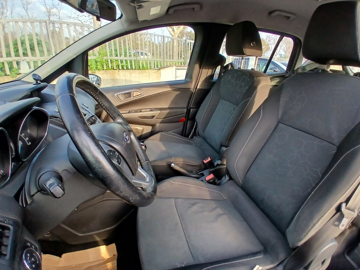 Ford B-Max B-Max 1.6 TDCi 95 CV (11)