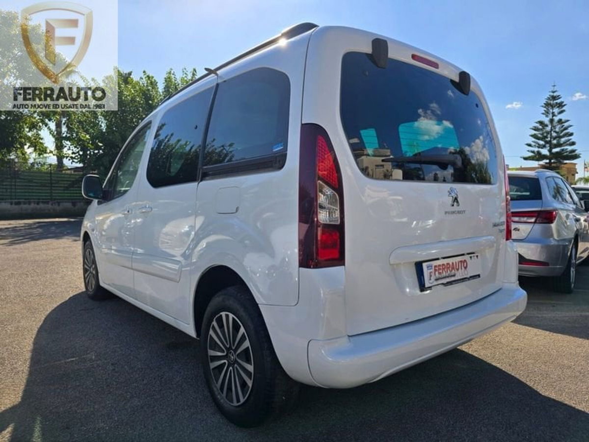Peugeot Partner 1.6 HDi 115CV Outdoor (3)