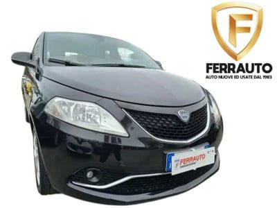Lancia Ypsilon 0.9 TwinAir 85 CV 5 porte S&S DFN Gold usata