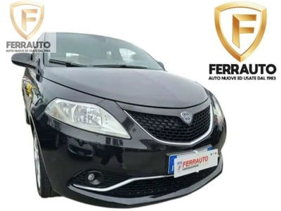 Lancia Ypsilon 0.9 TwinAir 85 CV 5 porte S&S DFN Gold usata