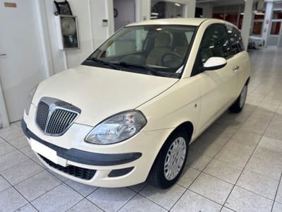Lancia Ypsilon 1.2 Argento usata