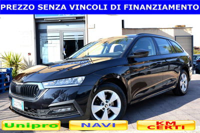 Skoda Octavia Station Wagon 2.0 TDI EVO SCR DSG Wagon Executive usata